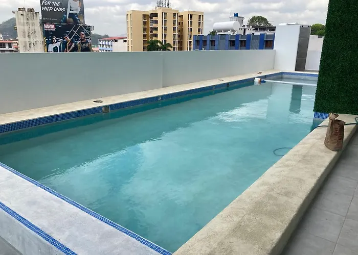 Lovely Flat With Pool In City Center
